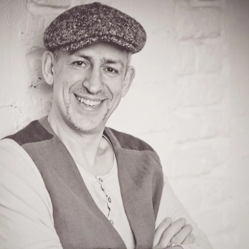 Profilbild von Bardia Rousta